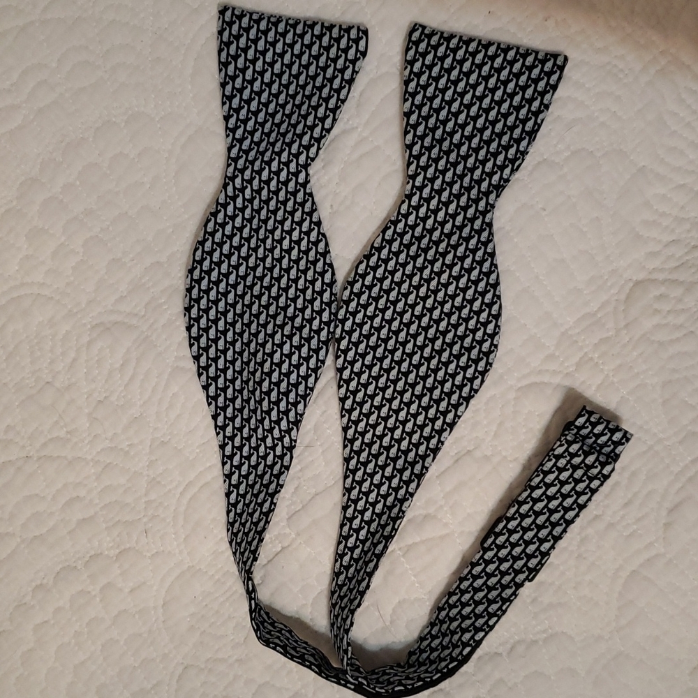 Vineyard Vines Bowtie